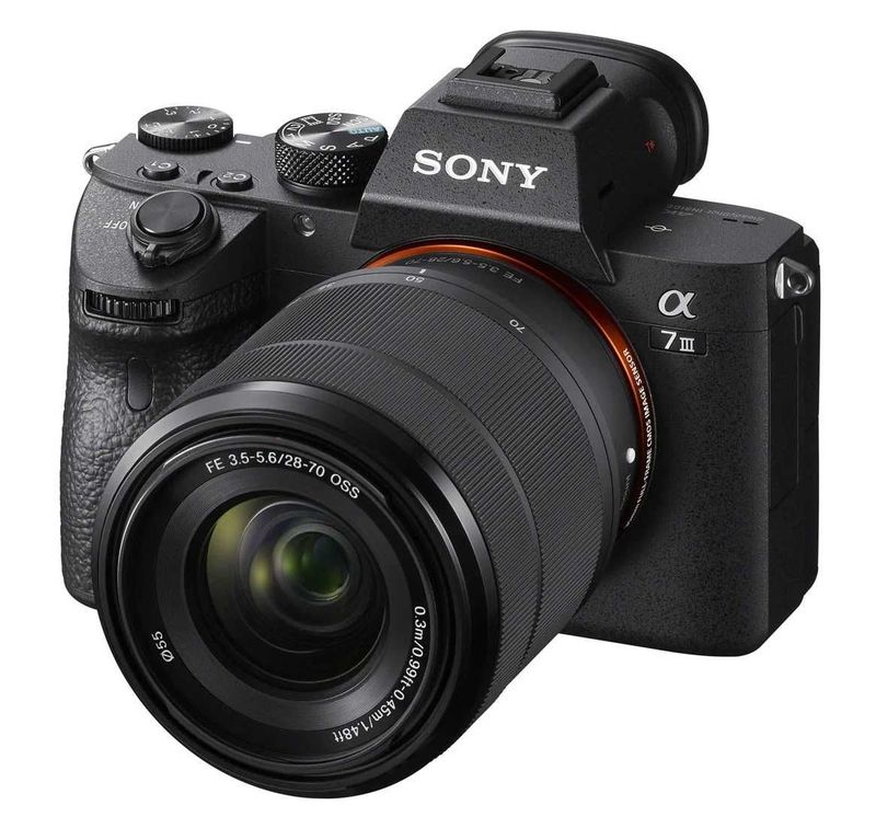 Sony alpha 7-iii с линзой 28-70mm