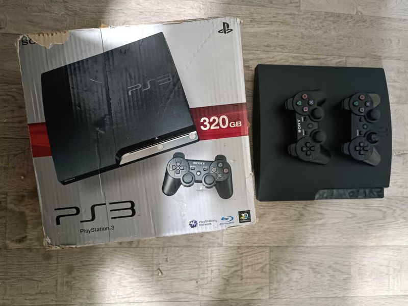 Playstation 3 slim 320GB Playstation 3 slim 320GB