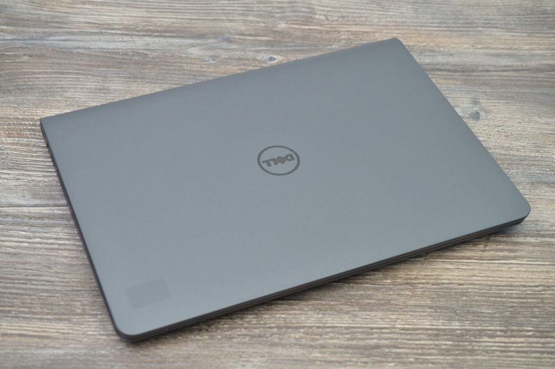 Dell. Yangi 1 qol .dakument karobka bor .aybi yoq usta kormagan .350 $ Dell. Yangi 1 qol .dakument karobka bor .aybi yoq usta kormagan .350 $