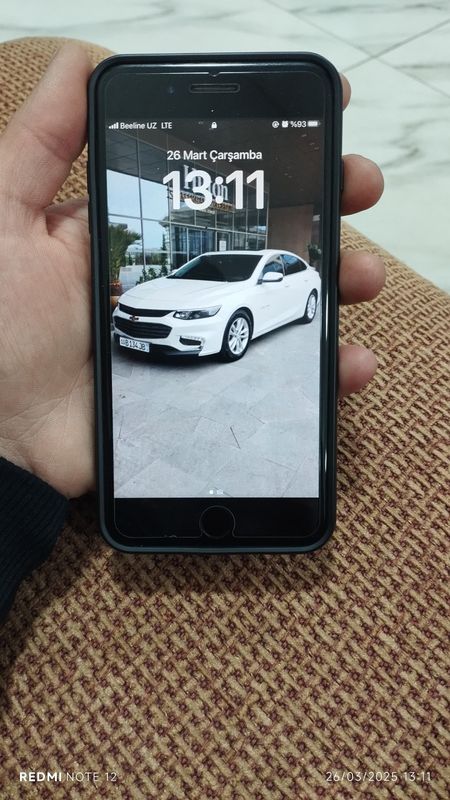 iPhone 8 plus sotiladi iPhone 8 plus sotiladi