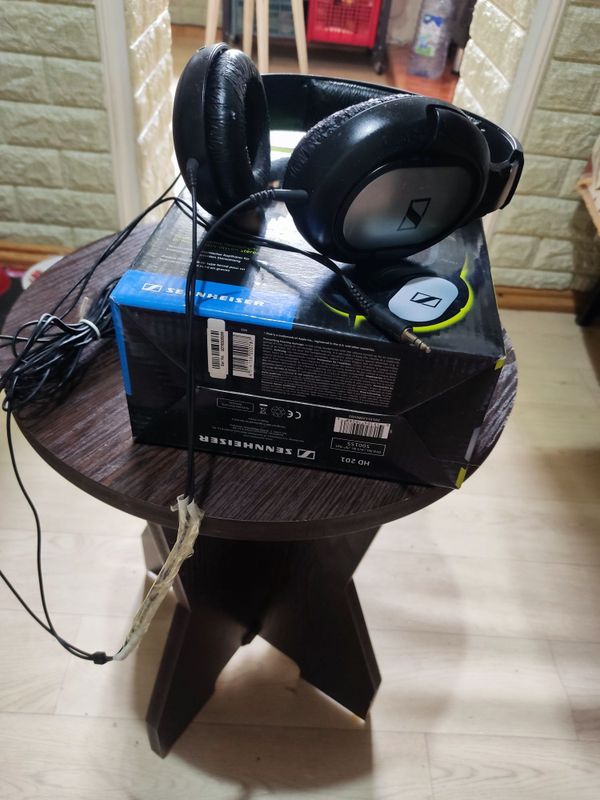 Наушники проводные Sennheiser