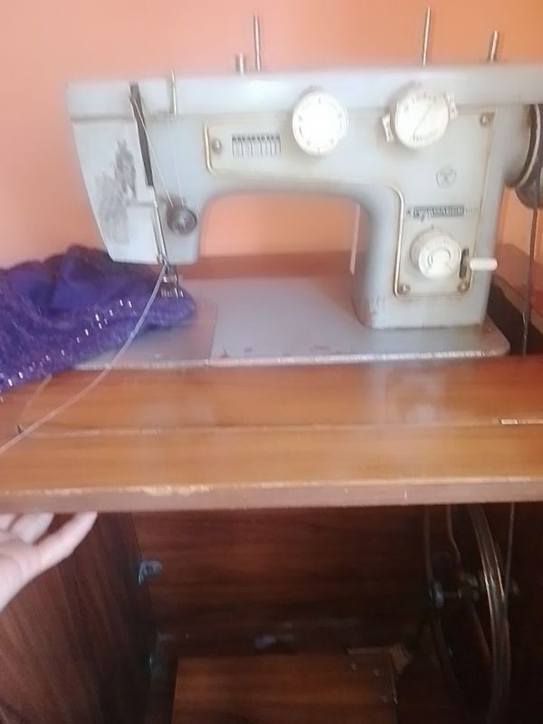 holati yaxshi 9000 ming tikib turgan moshina holati yaxshi 9000 ming tikib turgan moshina