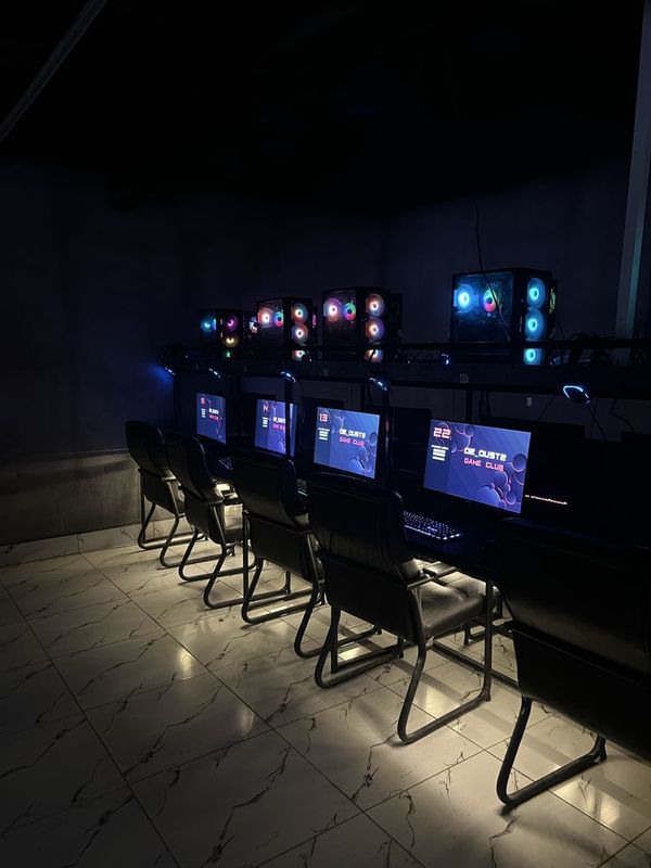 Game club sotiladi Game club sotiladi