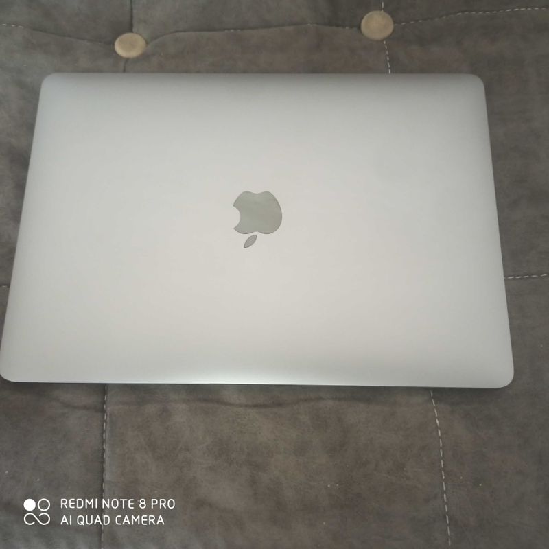 MacBook Air M1 8/256