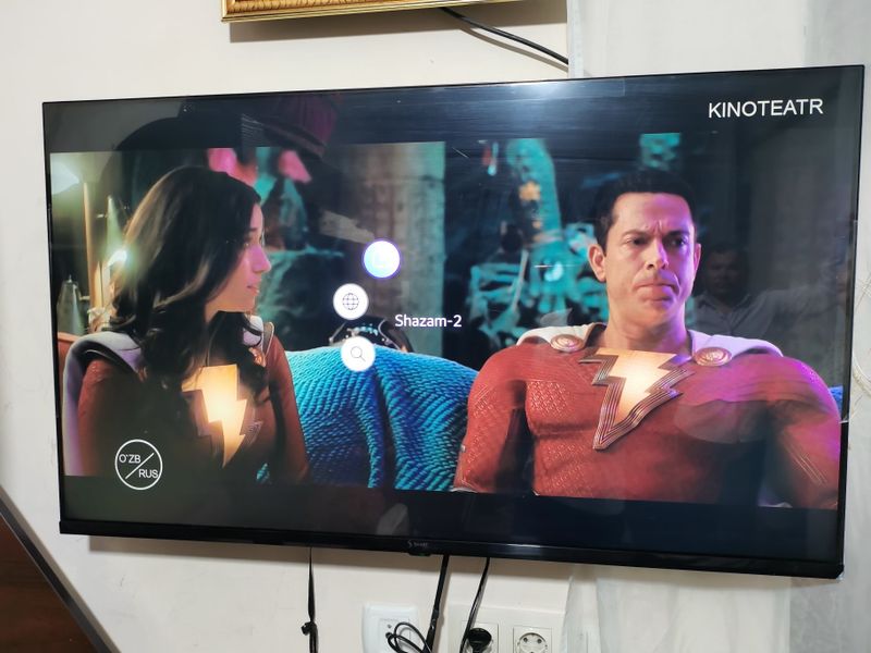 Продаётся телевизор Smart tv
