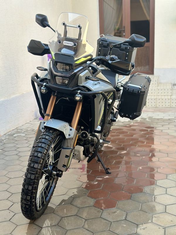 CFMOTO 450 mt MOTOSIKL Adventure srochna sotiladi