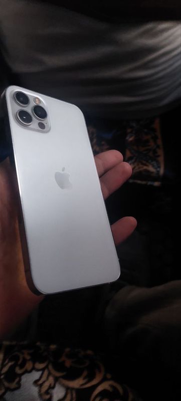 iPhone 12 Pro iPhone 12 Pro