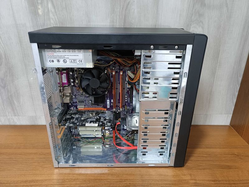 Продам старый комп Pentium E2160, 2GB DDR2, HDD 160GB, Nvidia 6600 Продам старый комп Pentium E2160, 2GB DDR2, HDD 160GB, Nvidia 6600