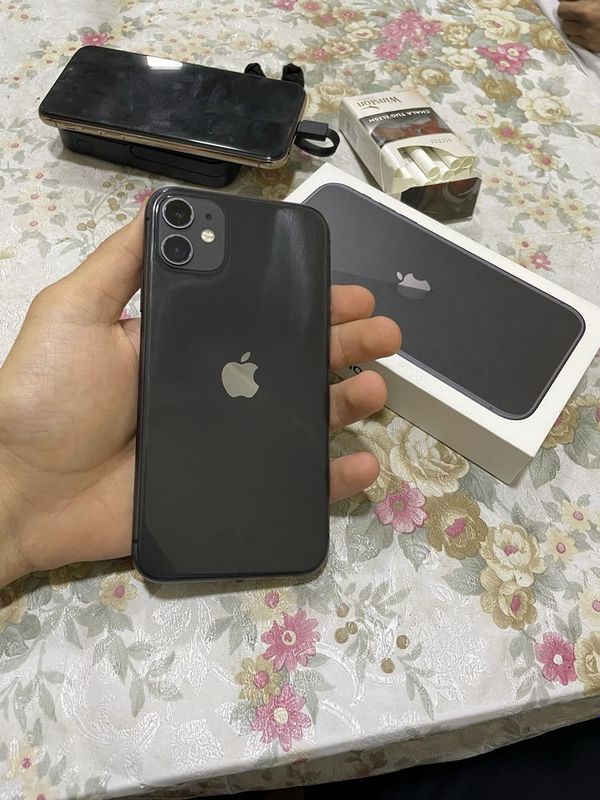 iPhone 11 128 gb iPhone 11 128 gb