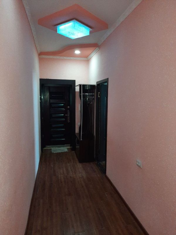 2 хонали уй ижарага берилади Навои вилоят 9 бозор 2 хонали уй ижарага берилади Навои вилоят 9 бозор