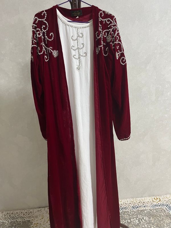 Абая Абая