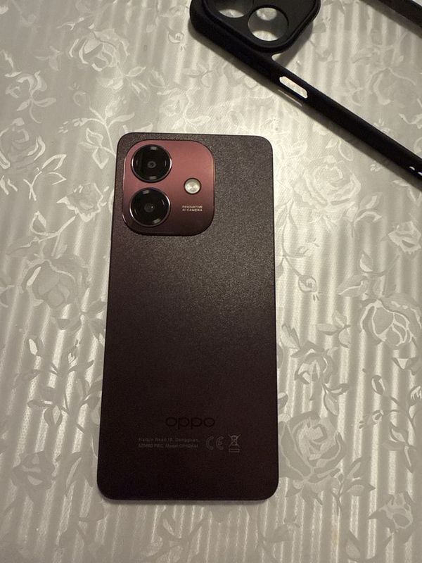 Oppo A 3X telefon sotiladi yokida halol nasiyaga 3oyga beriladi