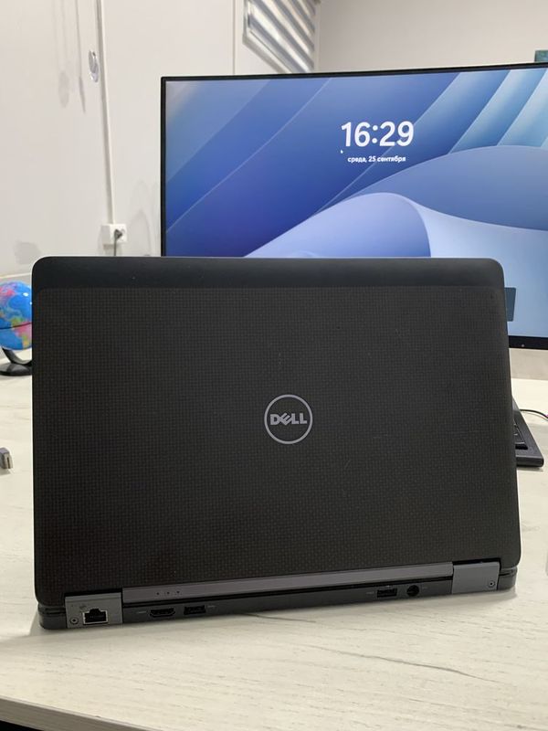 Dell latitude e7250 core i5 5300u 16gb sensorlik