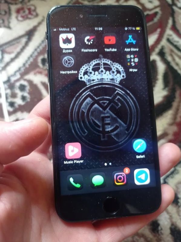 iphone SE 64gb holati yaxshi 2ta aybi bor oldi kamera bn uxasi iphone SE 64gb holati yaxshi 2ta aybi bor oldi kamera bn uxasi