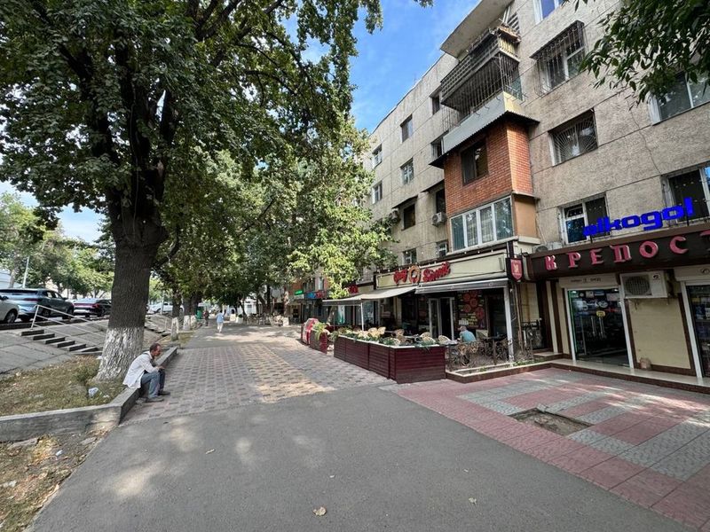 Максим Горький Саехат | 140кв - нежилое помещение вдоль дороги Продажа Максим Горький Саехат | 140кв - нежилое помещение вдоль дороги Продажа