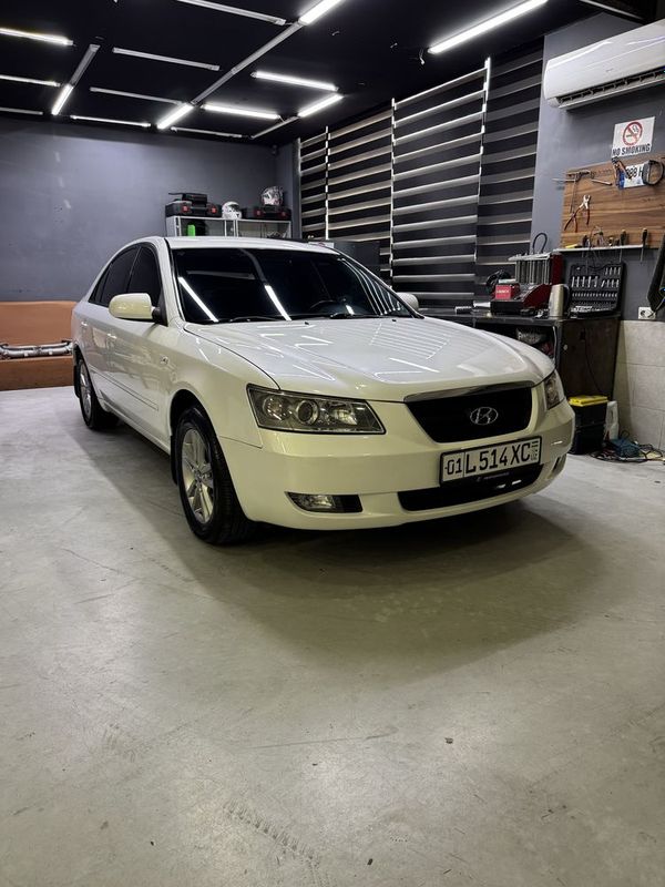 Hyundai Sonata NF 2008
