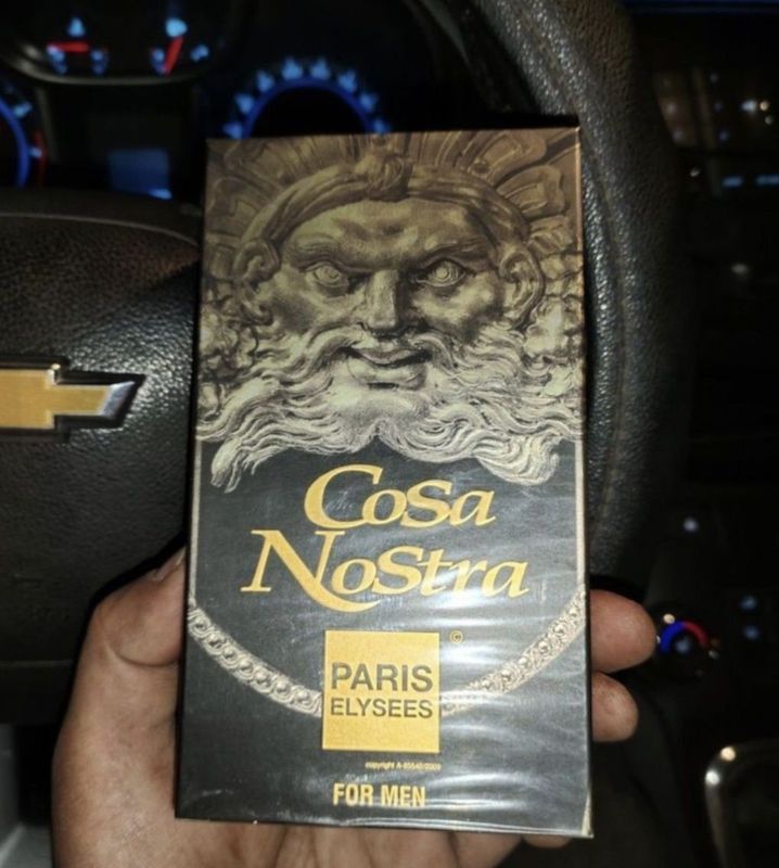 Срочно продам новый оригинал мужской духи Cosa Nostra Срочно продам новый оригинал мужской духи Cosa Nostra