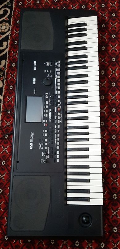 Korg pa300 sotiladi. Korg pa300 sotiladi.