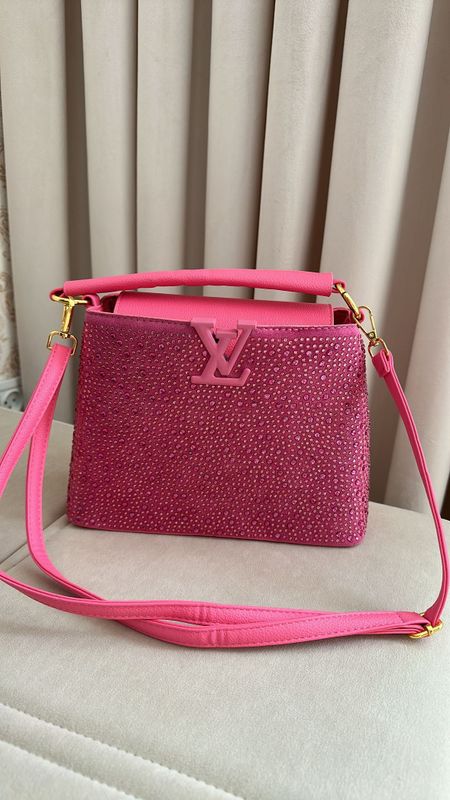 Сумка розовая LV Сумка розовая LV