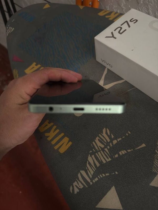 Vivo y27s holat yangi Vivo y27s holat yangi