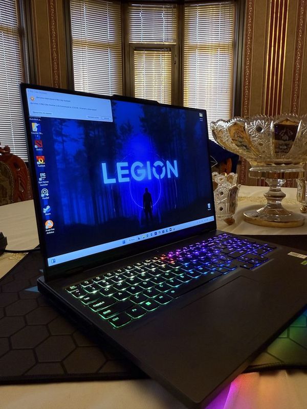 Lenovo Legion full