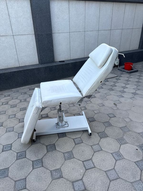 Salon uchun kushetka Salon uchun kushetka