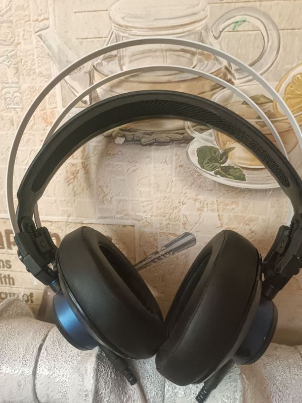 Продам наушники VM410PS Продам наушники VM410PS