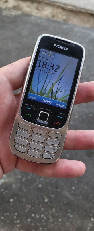 Nokia 6303i sotladi uz imeya otkan