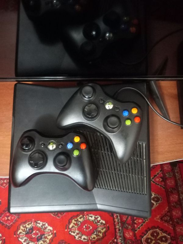 Продаётся xbox360 Продаётся xbox360