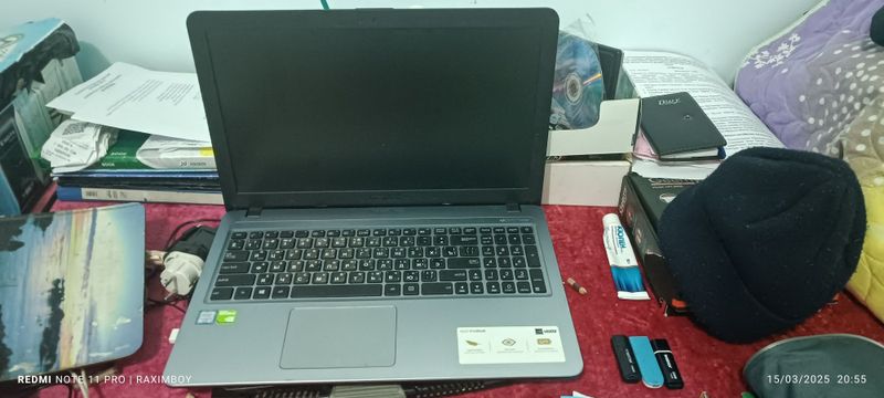 Noutbuk ASUS sotiladi Noutbuk ASUS sotiladi