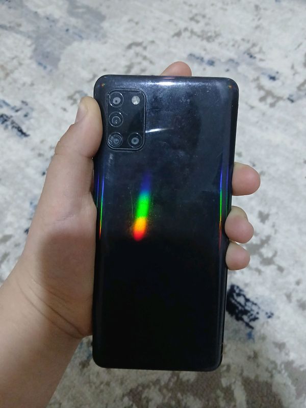 samsung A31 zapchaz ichi yaxshi