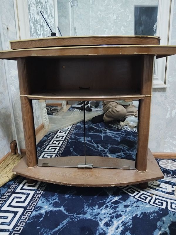 Televizor Padsrafkasi Televizor Padsrafkasi