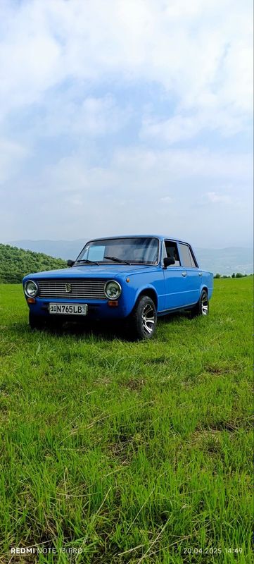 Vaz 01 sotilladi Vaz 01 sotilladi