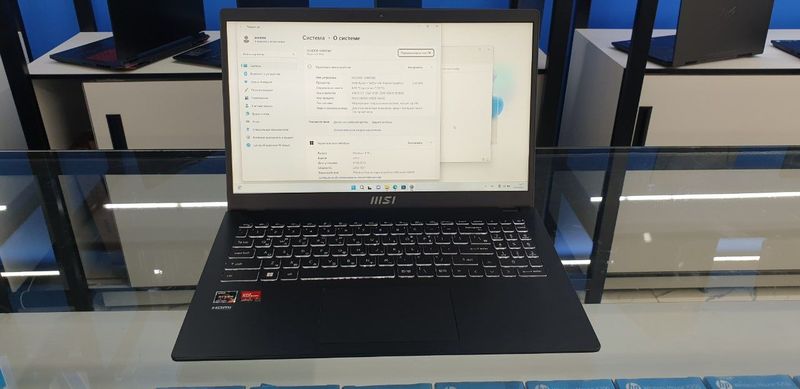 Ноутбук MSI Modern 15 B5M Ноутбук MSI Modern 15 B5M