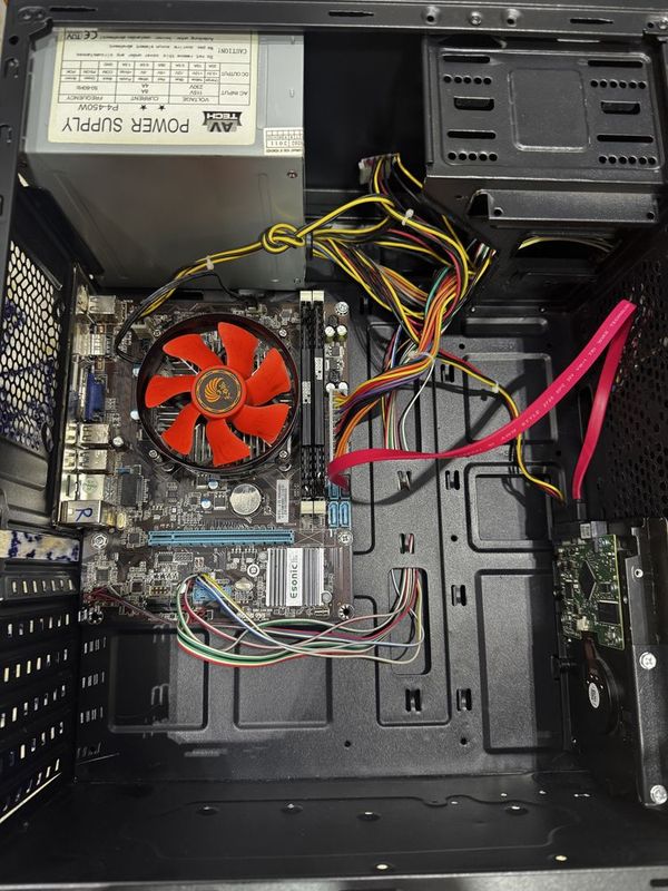 Компьютер, i7, 1 tb, 4gb ОЗУ Компьютер, i7, 1 tb, 4gb ОЗУ