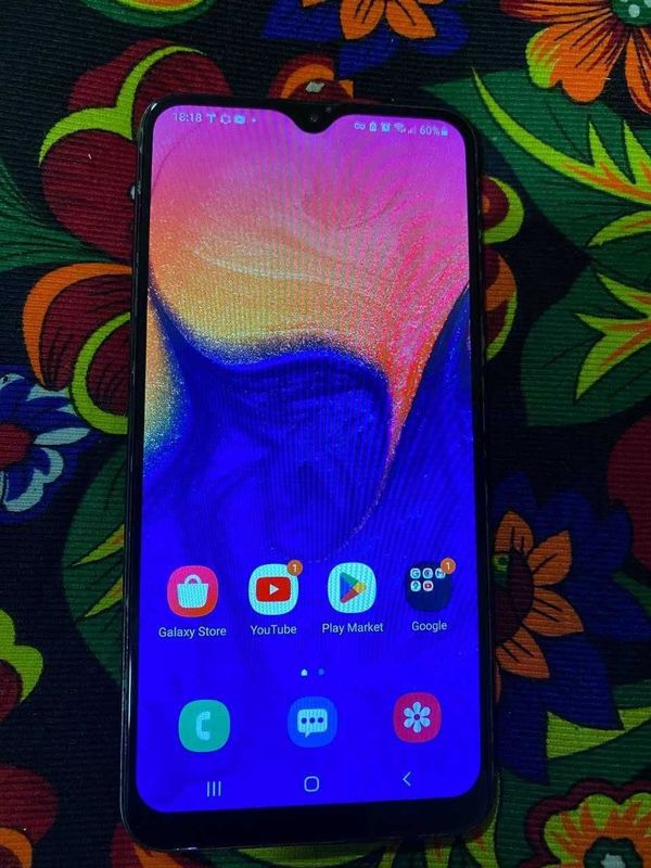 Samsung A 10 sotiladi