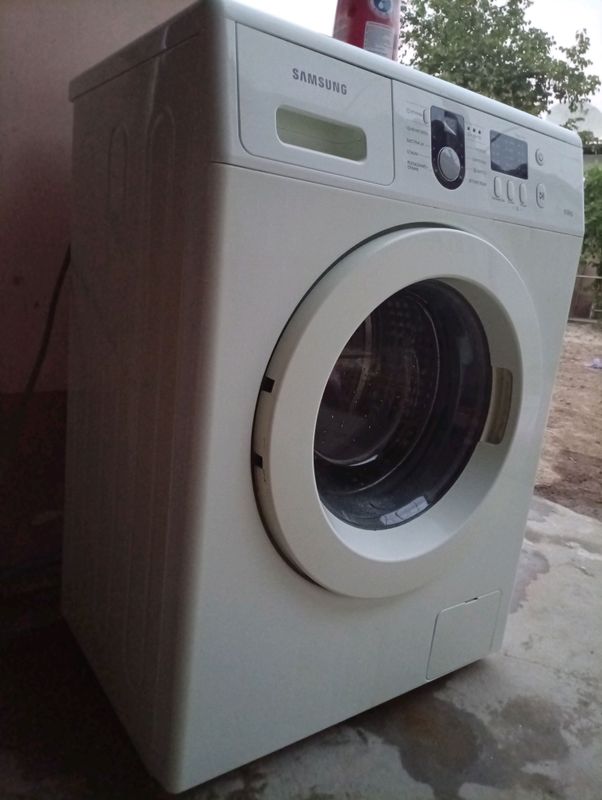 kirmoshina Samsung 6 kg sotiladi ishlashi chotkiy kirmoshina Samsung 6 kg sotiladi ishlashi chotkiy