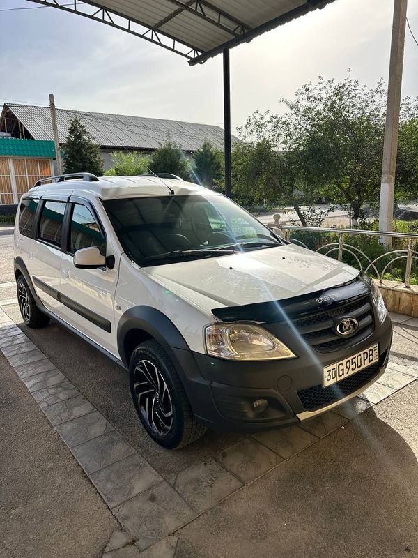 ларгус срочна сотилади 9200$