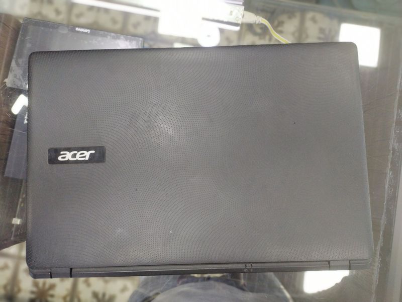 Ноутбук ACER состоянияси яхши