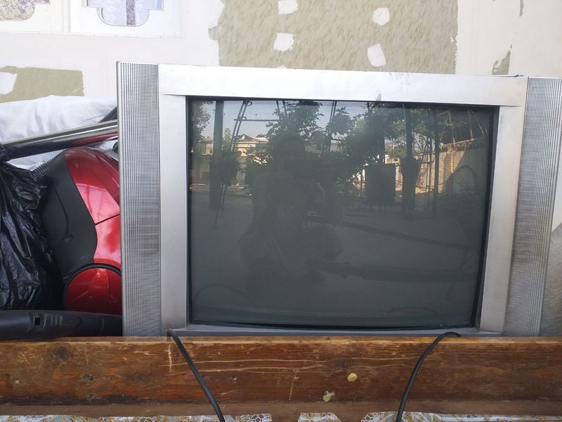 Tilivizor Sotiladdi Tilivizor Sotiladdi