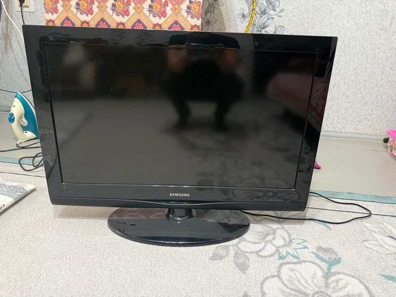 Samsung телевизор 32’ Samsung телевизор 32’