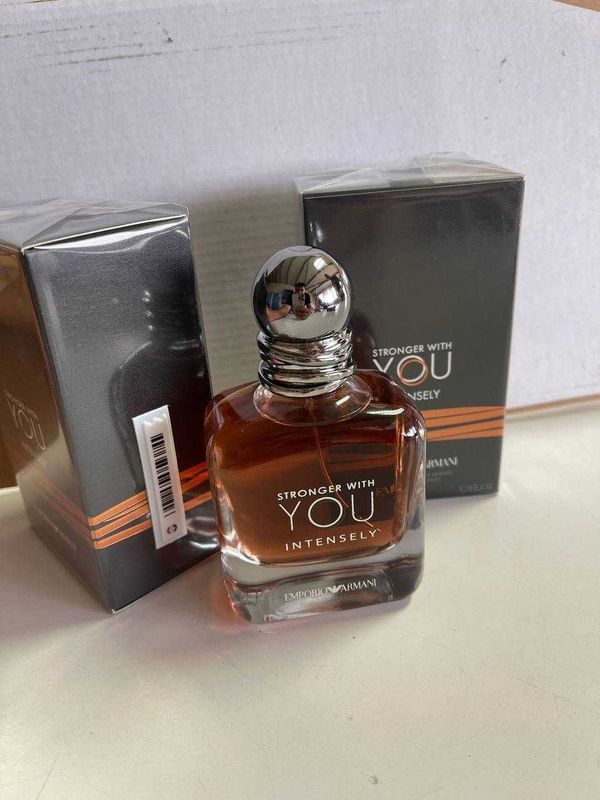 Парфюм Armani Stronger With You intensely Парфюм Armani Stronger With You intensely