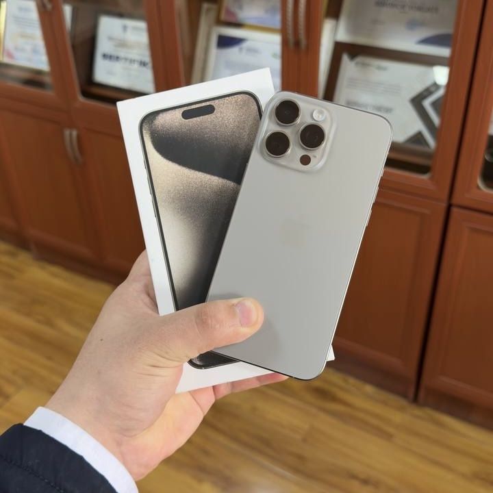 iPhone 15 Pro Max 256GB 100% yomkost iPhone 15 Pro Max 256GB 100% yomkost