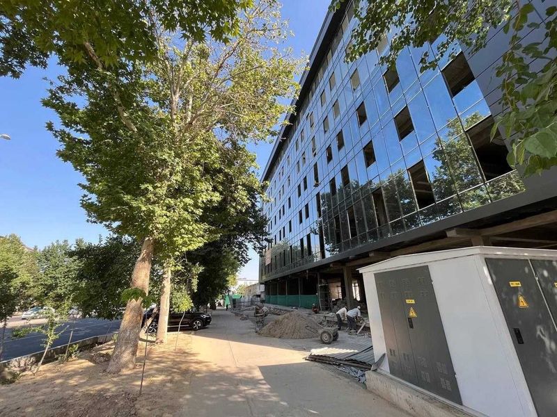 Ijara alohida bino | Аренда здания 8860 м², Беруни, Тинчлик — ID 060