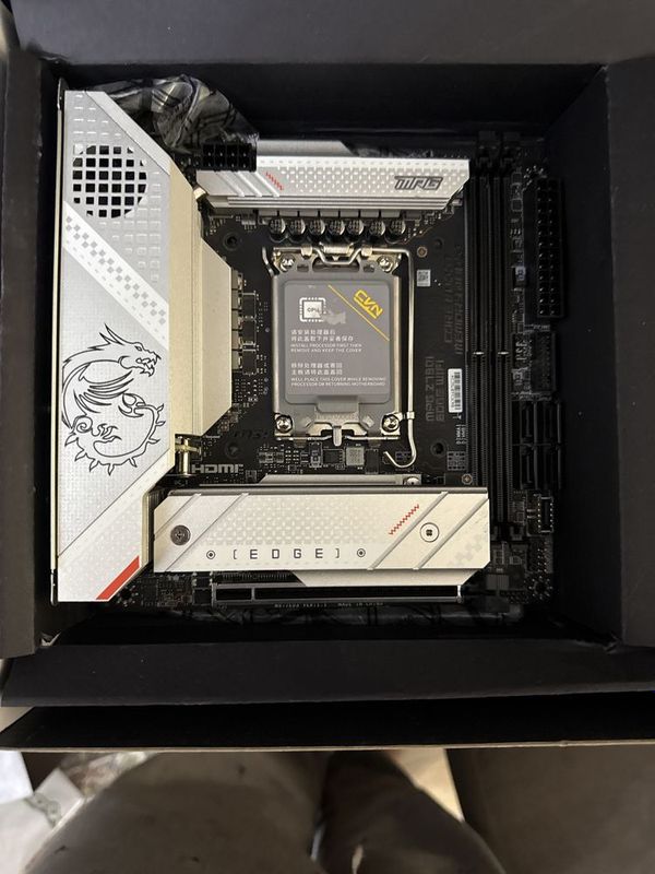 Msi mpg edge z790i itx plata Msi mpg edge z790i itx plata