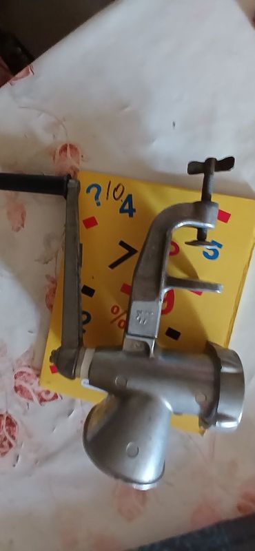 Продаётся мясорубка
