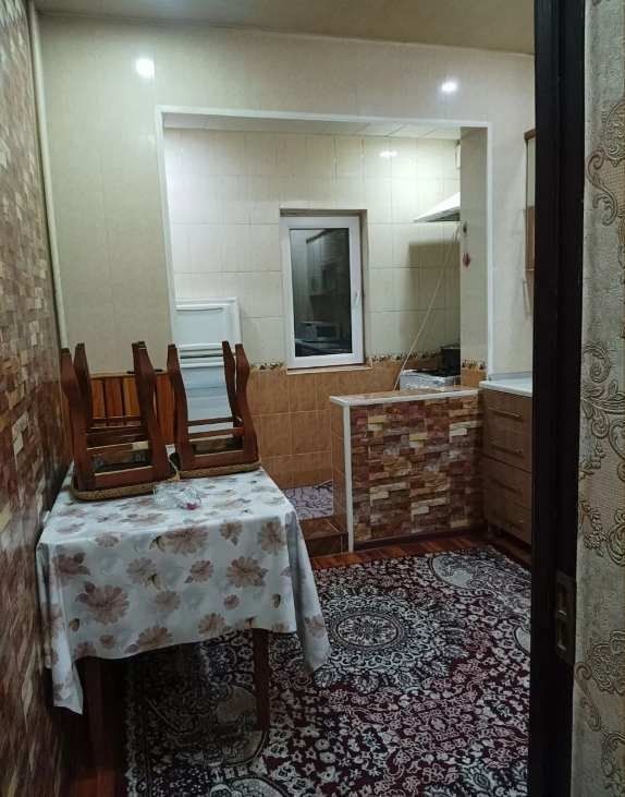 Chilonzor metro yaqinida student bollarga yoki qizlarga kvartira