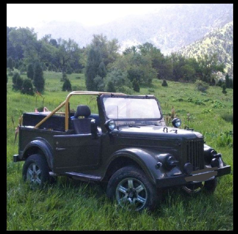 Gaz 69 1972 yil sotiladi Gaz 69 1972 yil sotiladi