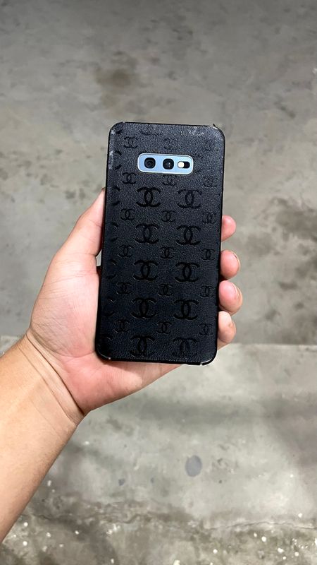 Samsung S10e