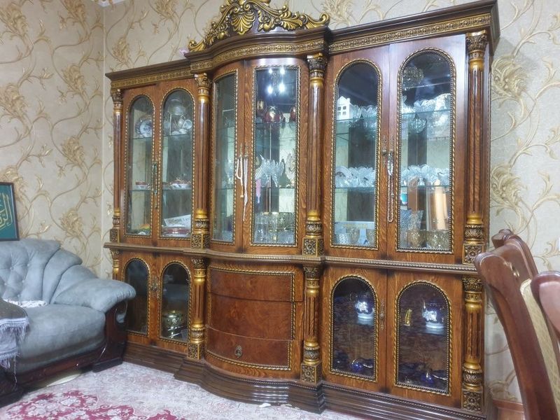 Серван с прочным материалом Серван с прочным материалом
